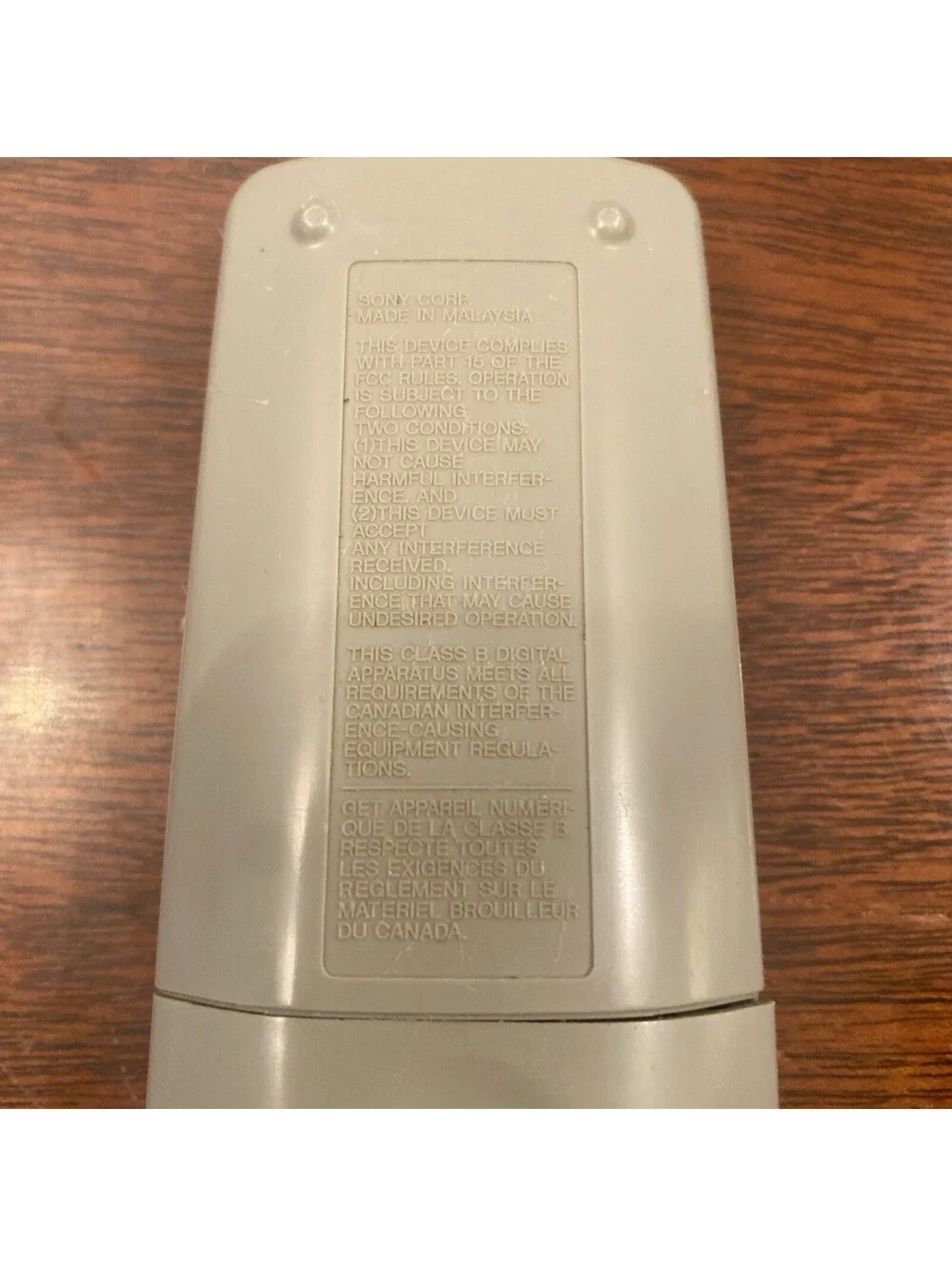 Genuine Sony Remote Control RM-Y173 for KV13FS110 KV20FS12 KV21FE12 TV OEM